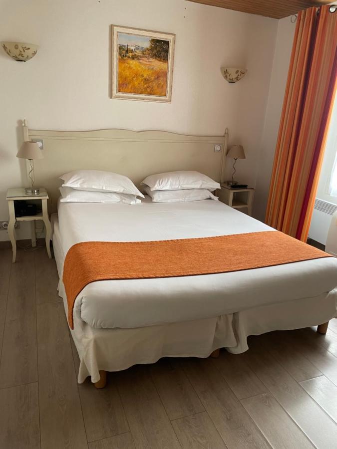Hotel Le Medieval Palais Des Papes Hotel