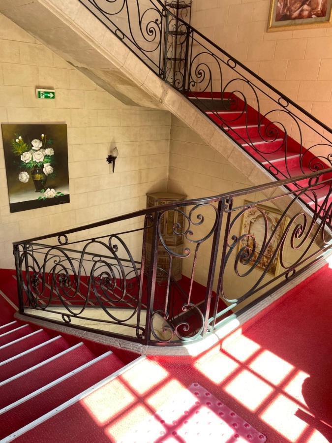 Hotel Le Medieval Palais Des Papes