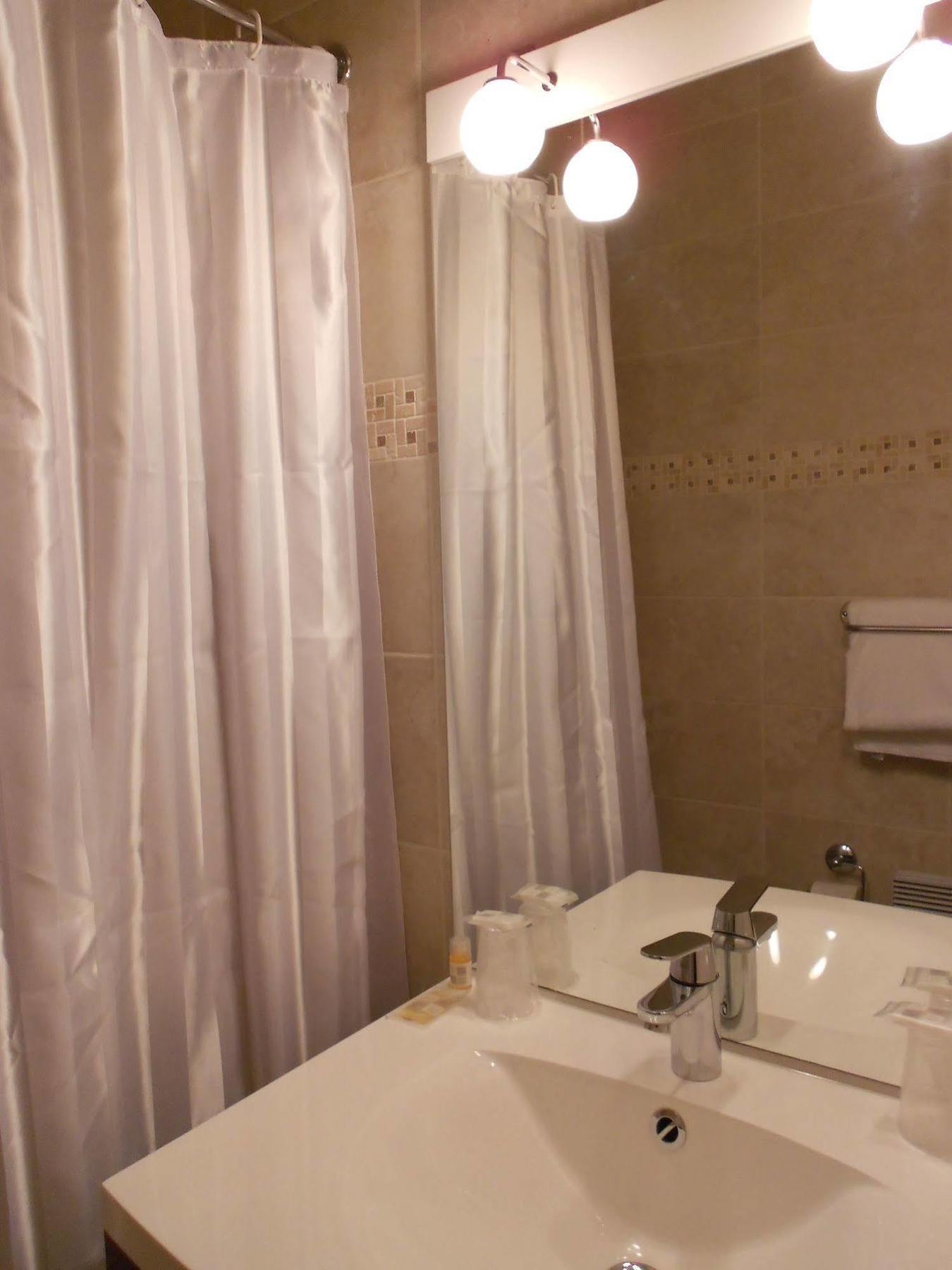 Hotel Le Medieval Palais Des Papes Hotel